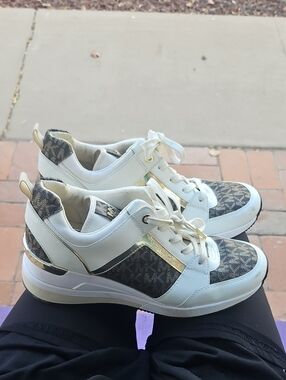 Michael Kors White, Brown & Gold Logo Knit Lace-Up Sneakers